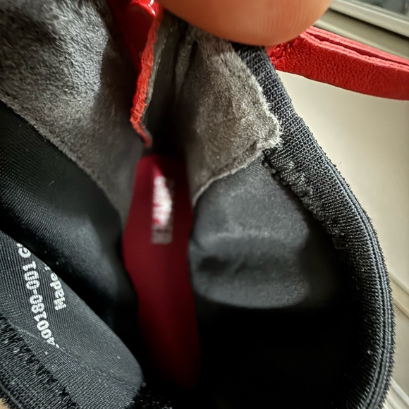 Camper Black and Red Sneakers - Picture 6 of 6